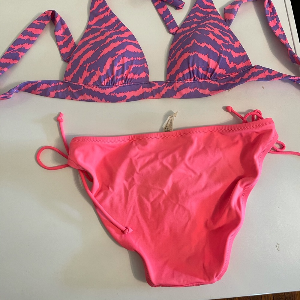 Victoria’s Secret 2 piece bikini lg/medium